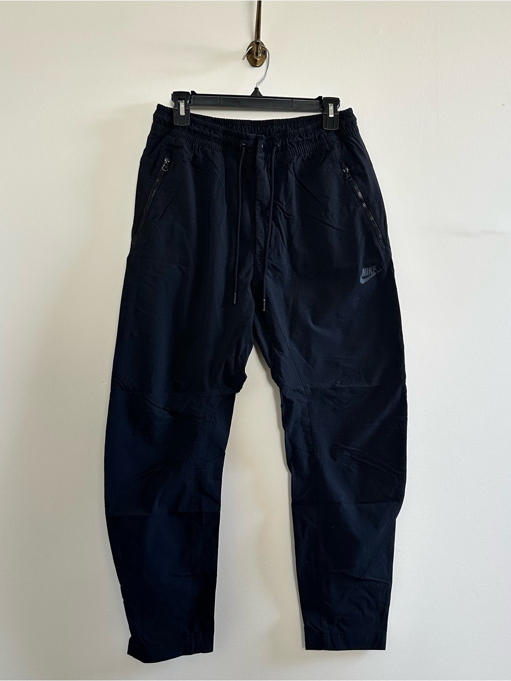 Nike joggers- fits M to L